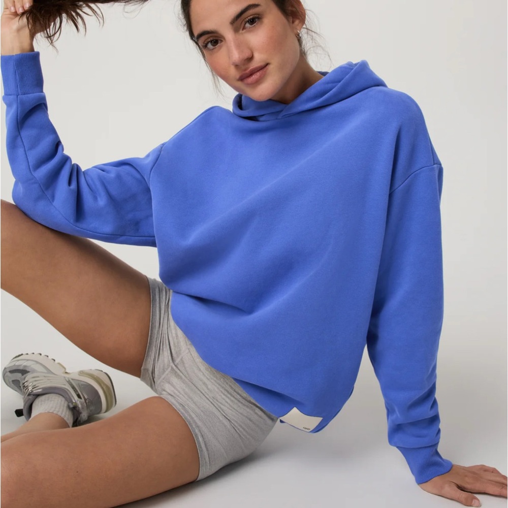 Vuori NWT Restore Oversized Hoodie in Bright Iris